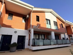 SE VENDE EXCLUSIVA VIVIENDA SANTA CRUZ DE RETAMAR