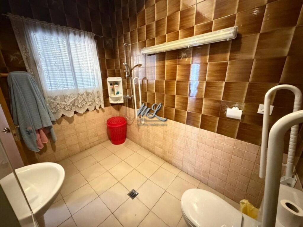 Marin Lara Vende Casa en el Centro del Pueblo de Sonseca (Toledo) - imagen 4