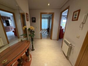 Marin Lara vende piso en Urbanización Tres culturas